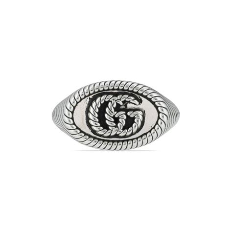 Anello GG Marmont in argento 925 .